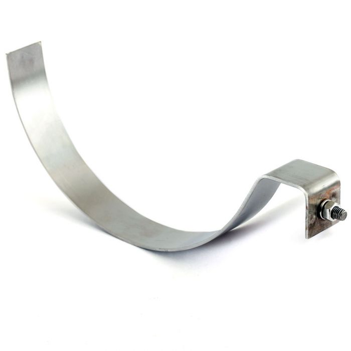 CZH632 Mounting hanger clip for the fresh air intake pipe (EAM7437) that sits under the front wing.